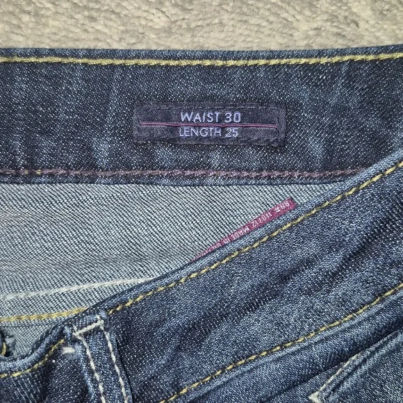 Vigoss Distressed Blue Jeans - Picture 5 of 16